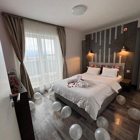 Moncler Residence Brassó Kültér fotó